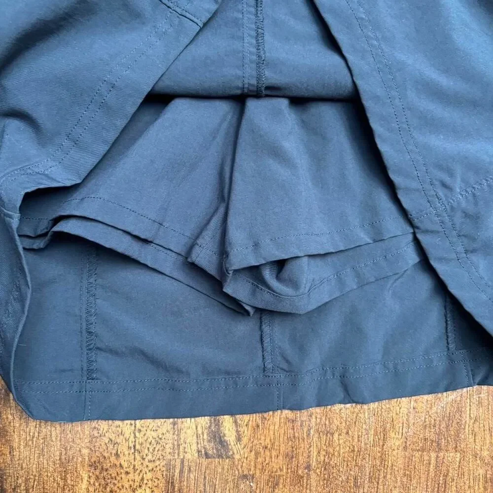 Patagonia Women's Skort Black size 6 - Picture 3 of 5